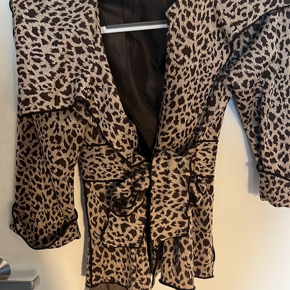 CHEETAH TIE TOP - Picture 3 of 3